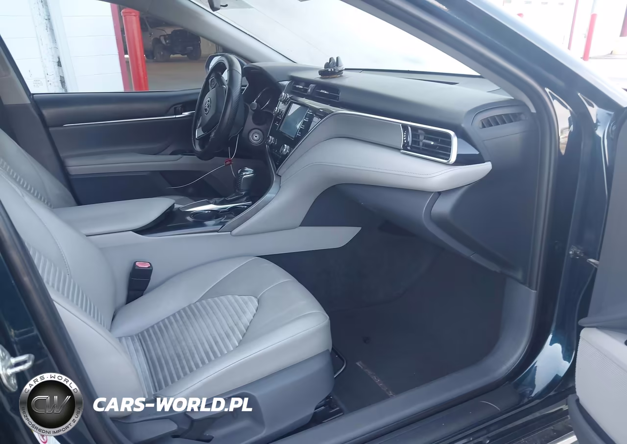 2018 Toyota Camry Se VIN:4T1B11HK6JU584671 - 5