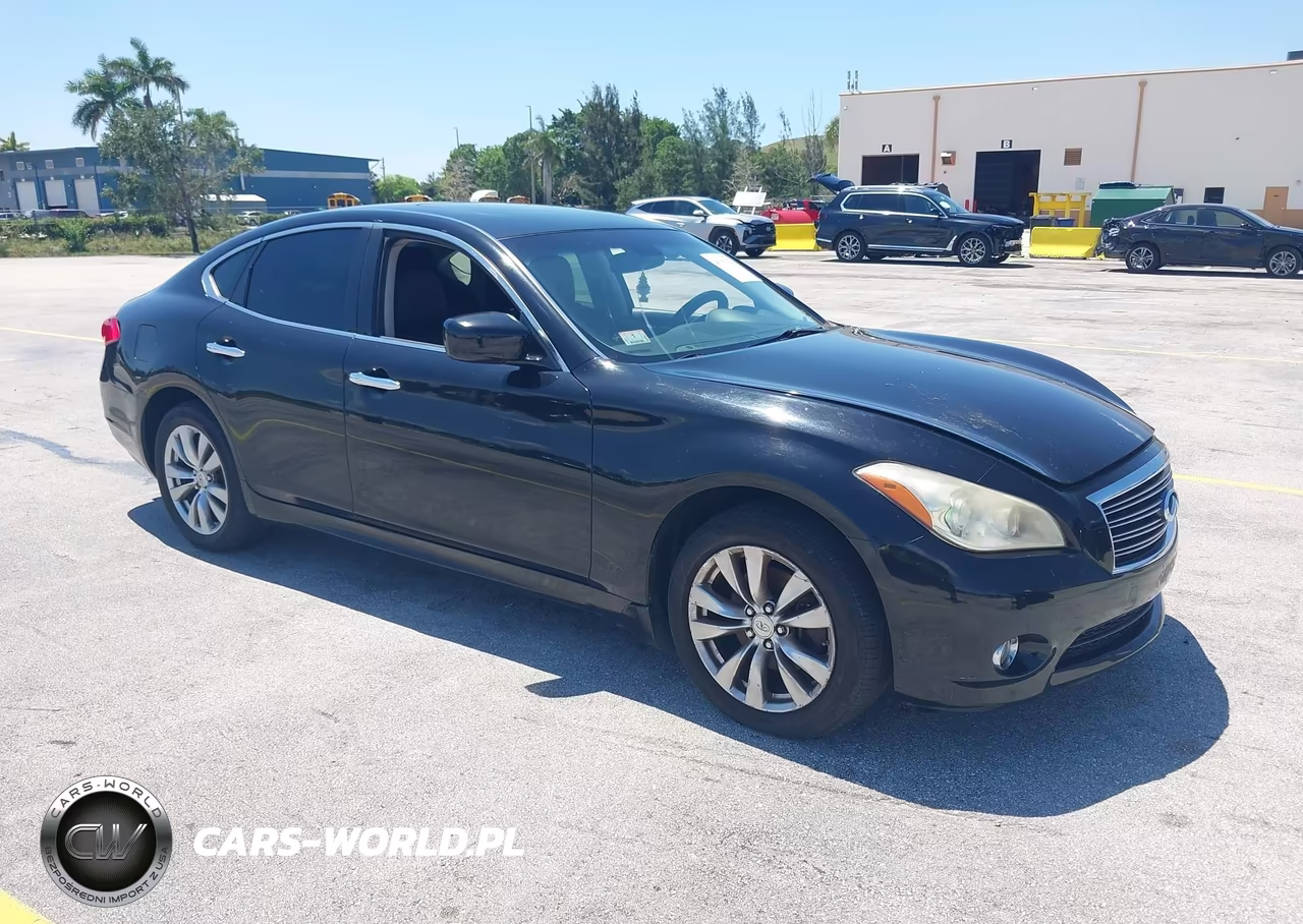 2011 Infiniti M37X