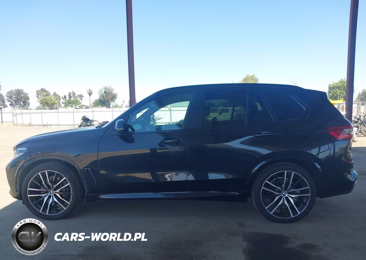 2019 BMW X5 xDrive50I VIN:5UXJU2C57KLN65468 - 14