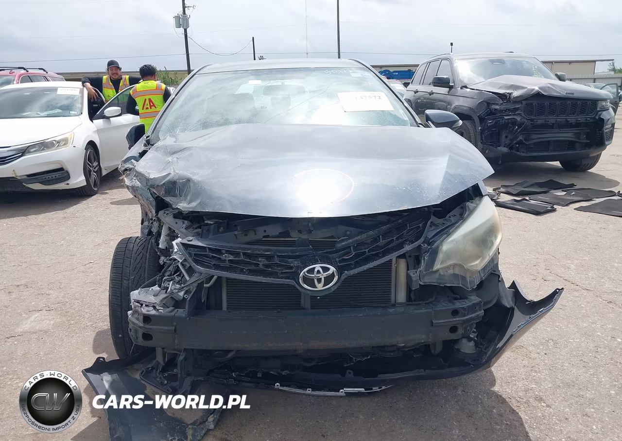 2015 Toyota Corolla S Plus VIN:5YFBURHE2FP189346 - 12