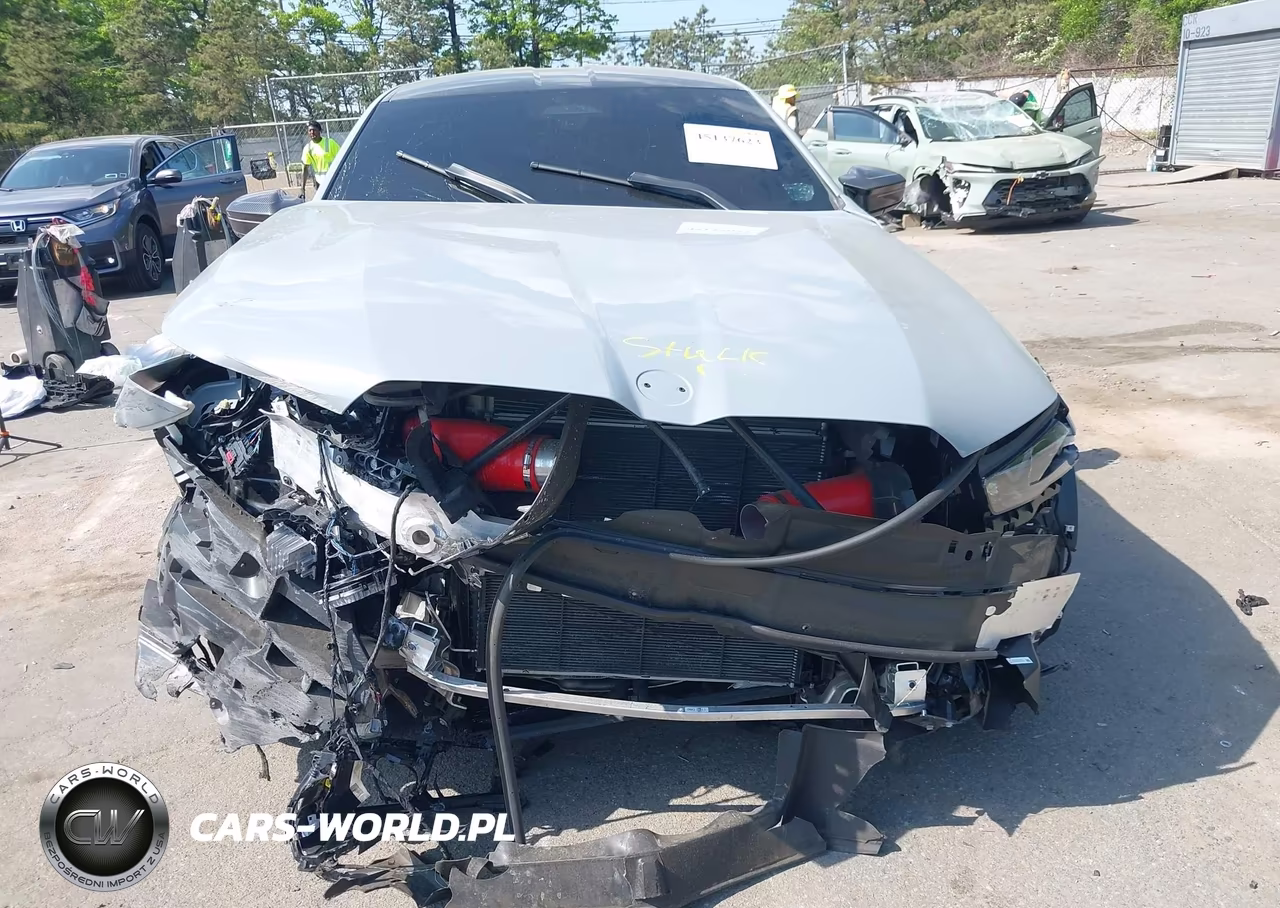 2026 BMW M5 VIN:WBS83FK02TCV22294 - 12