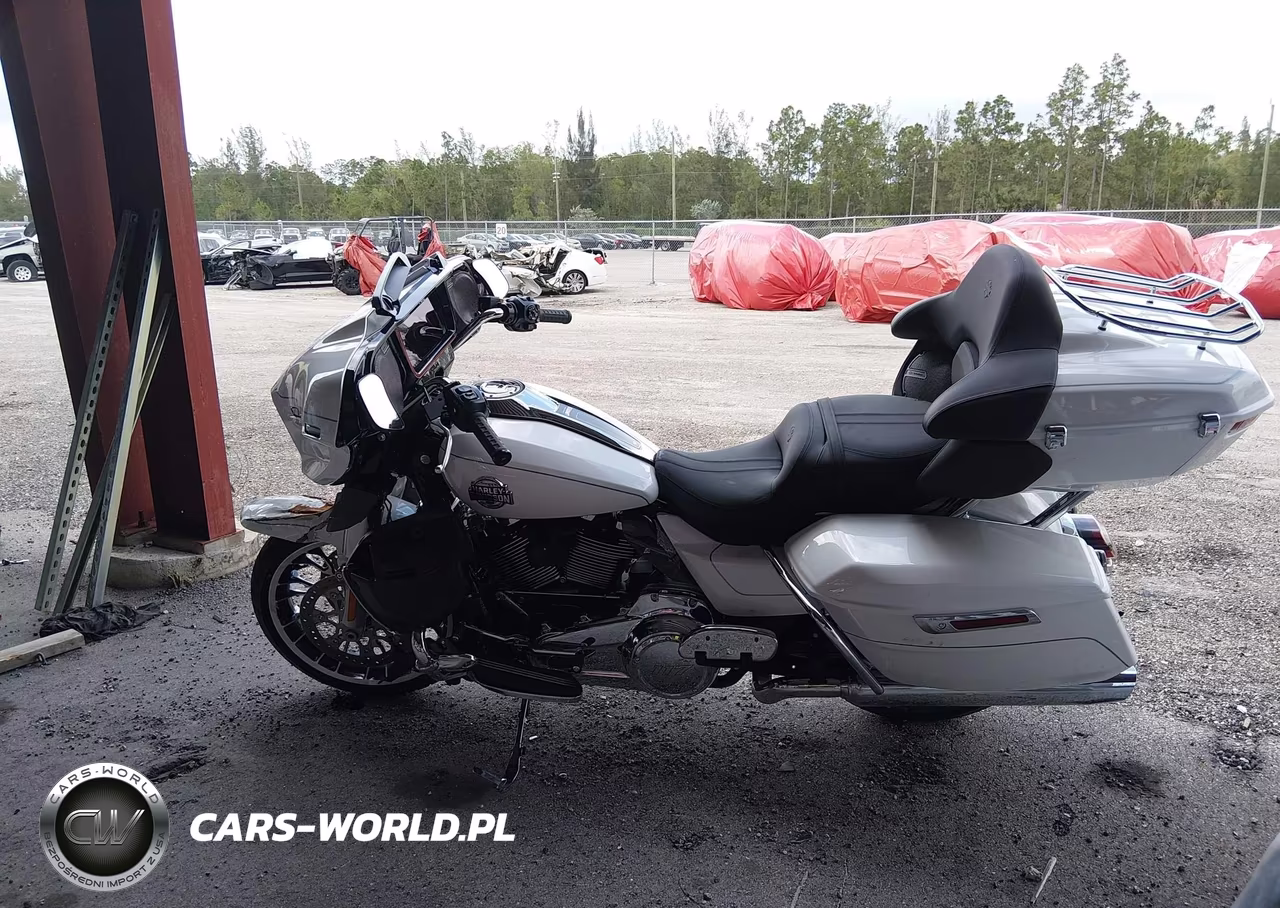 2026 Harley-Davidson Flhxl VIN:1HD1AHN14TB623033 - 12
