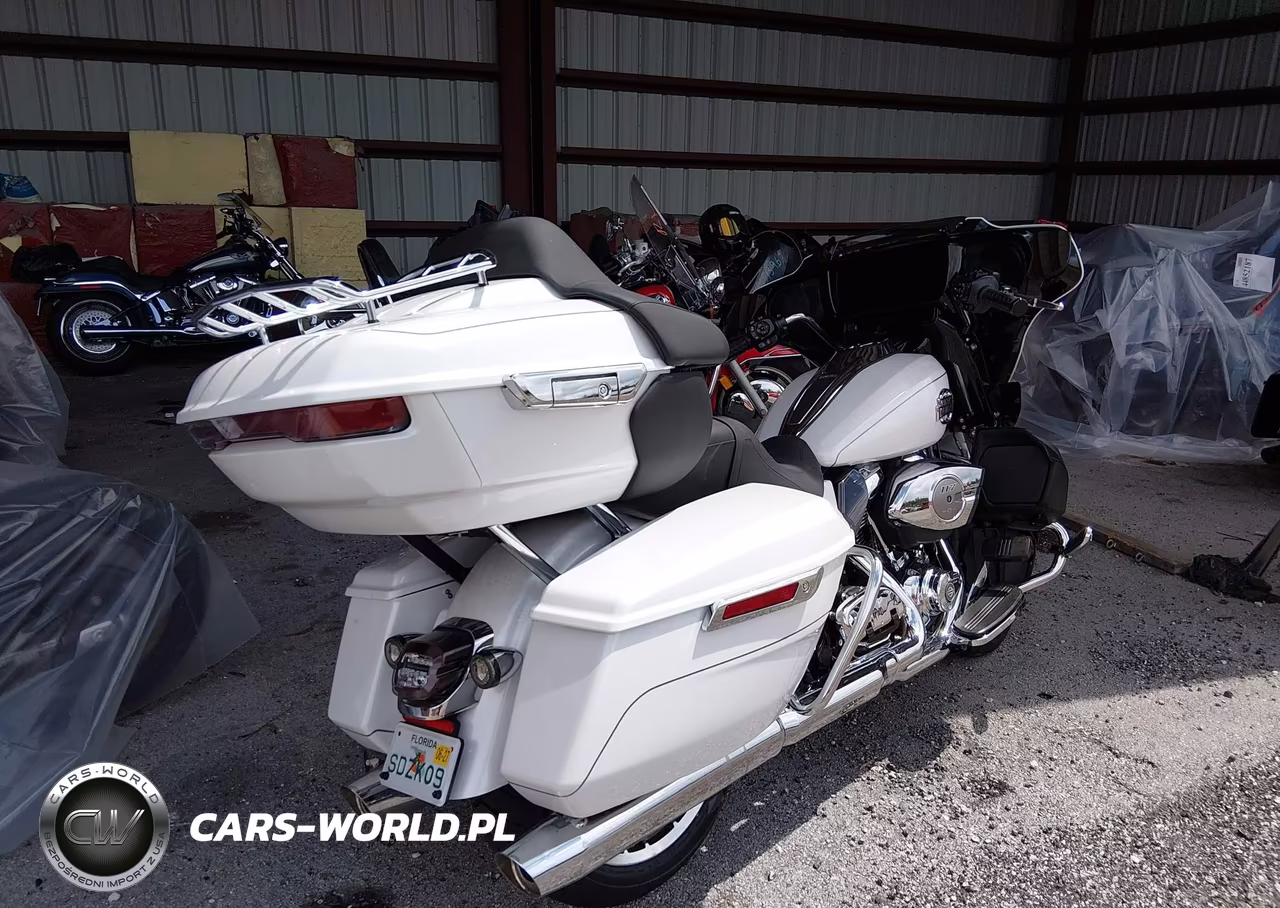 2026 Harley-Davidson Flhxl VIN:1HD1AHN14TB623033 - 4