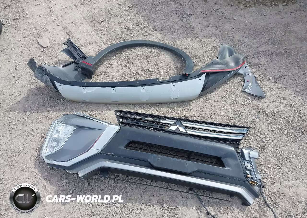 2018 Mitsubishi Eclipse Cross Sel VIN:JA4AT5AA8JZ050913 - 12