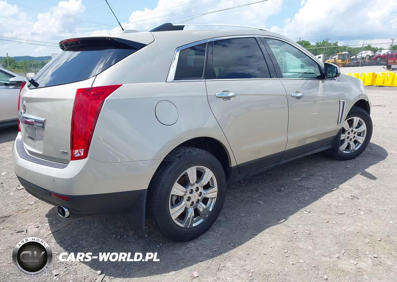 2015 Cadillac Srx Luxury Collection VIN:3GYFNBE31FS640997 - 4