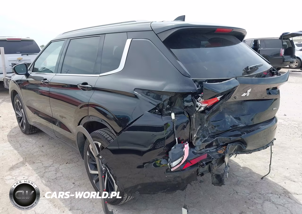 2023 Mitsubishi Outlander Sel 2.5 2Wd-Sel Black Edition 2Wd VIN:JA4J3VA88PZ023037 - 3