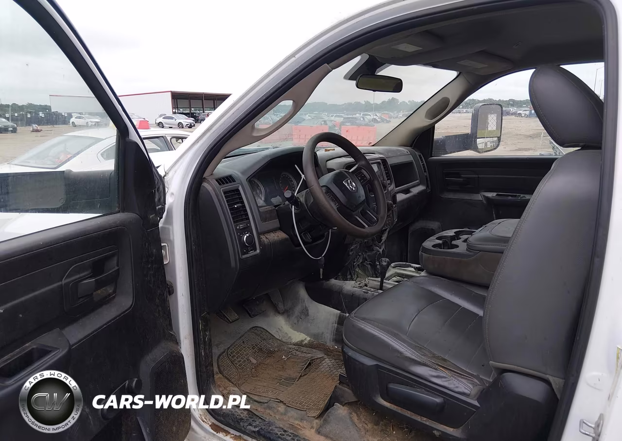 2018 Ram 3500 Chassis Tradesman-Slt VIN:3C7WRTBLXJG180208 - 5
