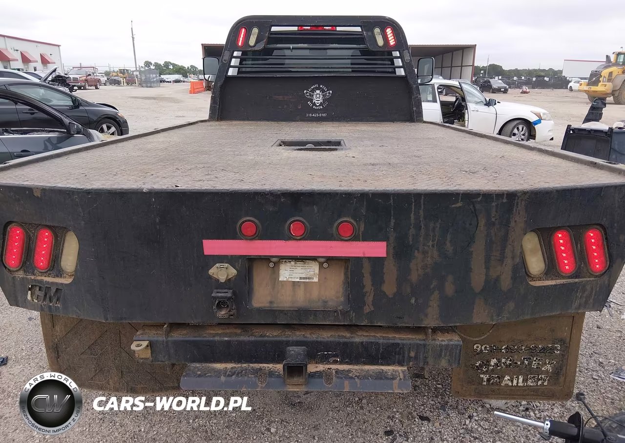 2018 Ram 3500 Chassis Tradesman-Slt VIN:3C7WRTBLXJG180208 - 8
