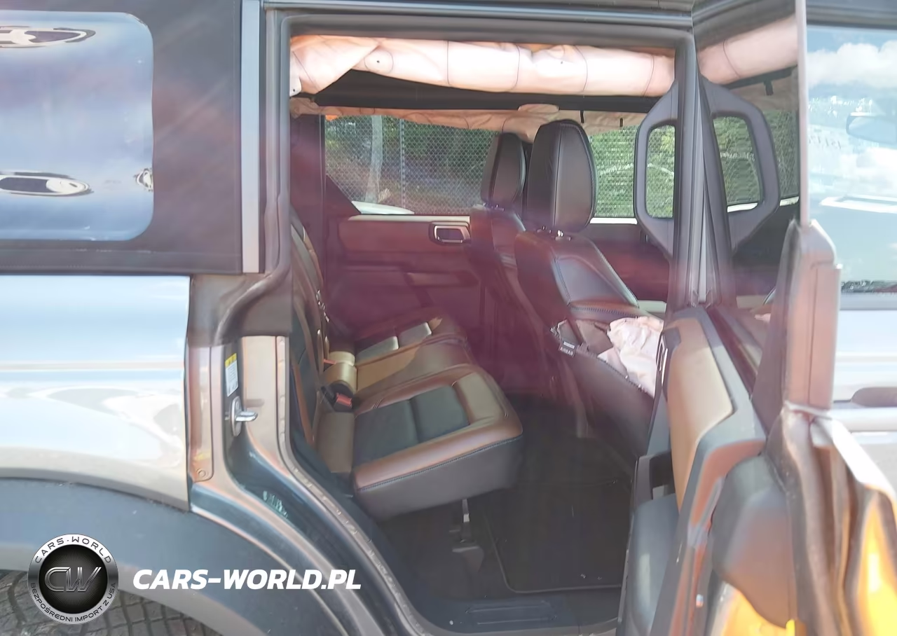 2024 Ford Bronco Outer Banks VIN:1FMDE8BHXRLB13630 - 8