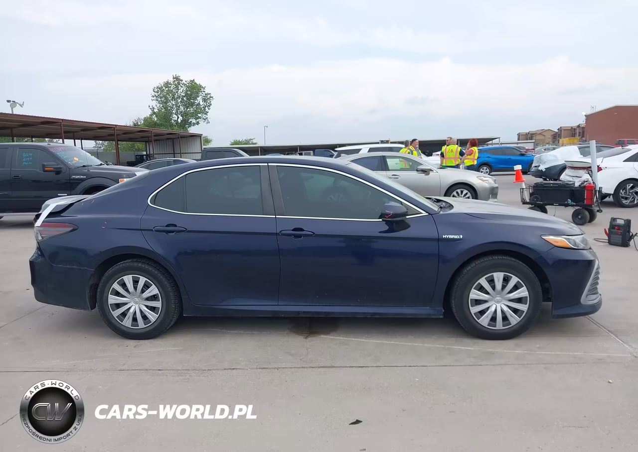 2021 Toyota Camry Le Hybrid VIN:4T1C31AK0MU549962 - 14