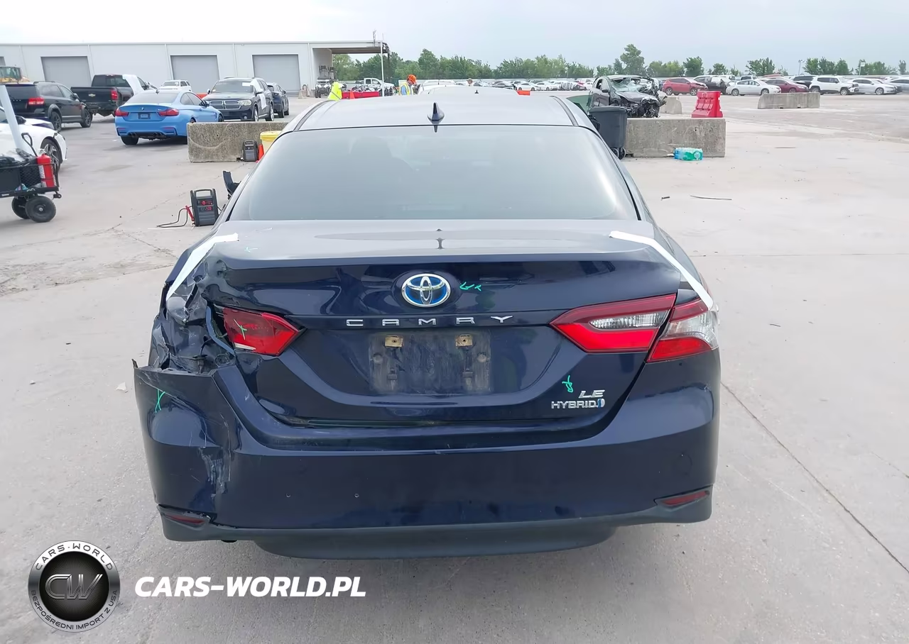 2021 Toyota Camry Le Hybrid VIN:4T1C31AK0MU549962 - 17