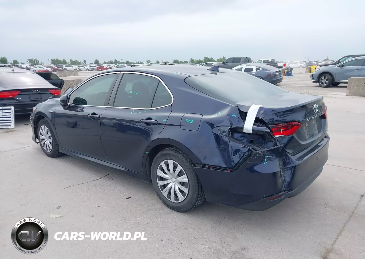 2021 Toyota Camry Le Hybrid VIN:4T1C31AK0MU549962 - 3