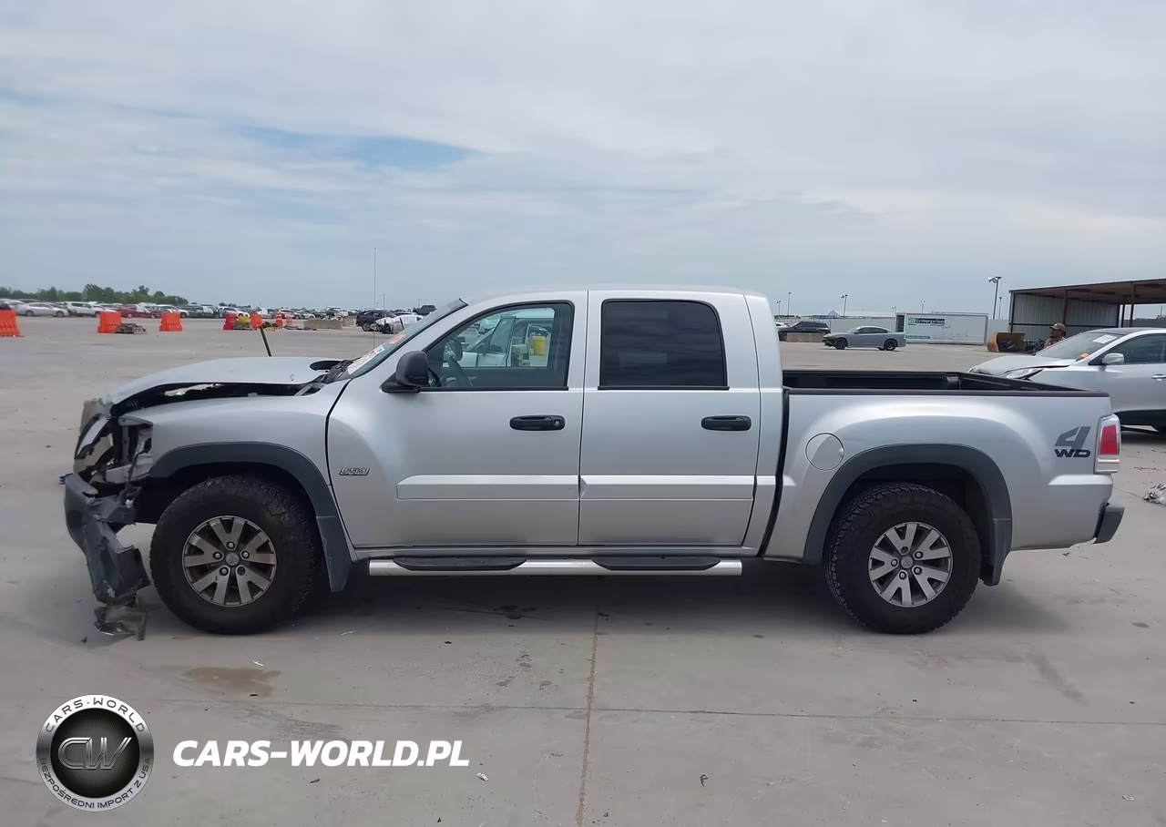 2006 Mitsubishi Raider Duro Cross V8 VIN:1Z7HC38N56S567866 - 14