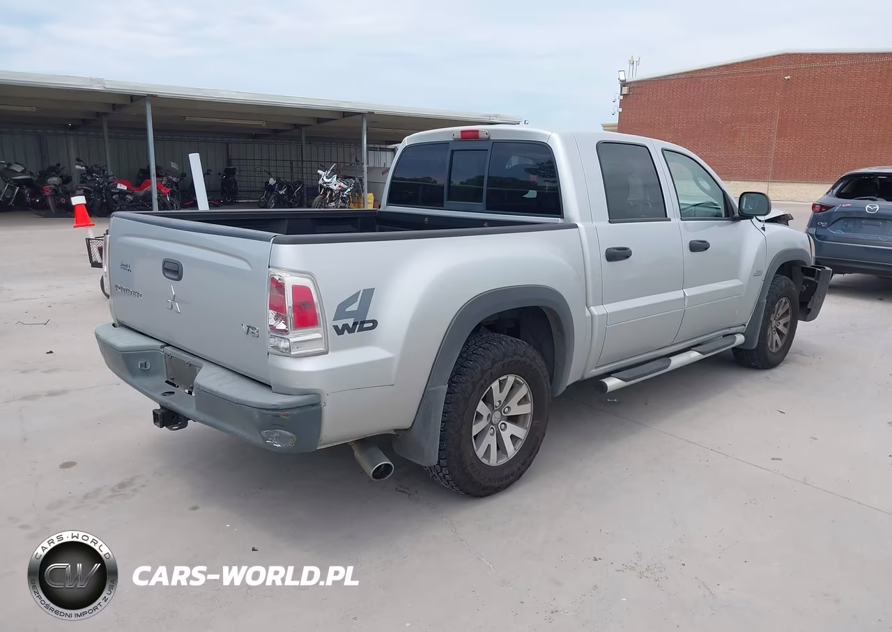 2006 Mitsubishi Raider Duro Cross V8 VIN:1Z7HC38N56S567866 - 4