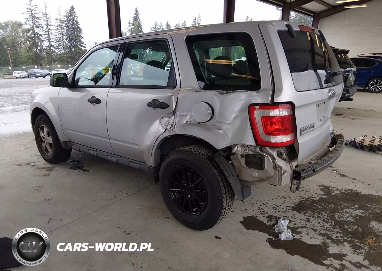 2009 Ford Escape Xls-Xls Manual VIN:1FMCU02739KB86948 - 3