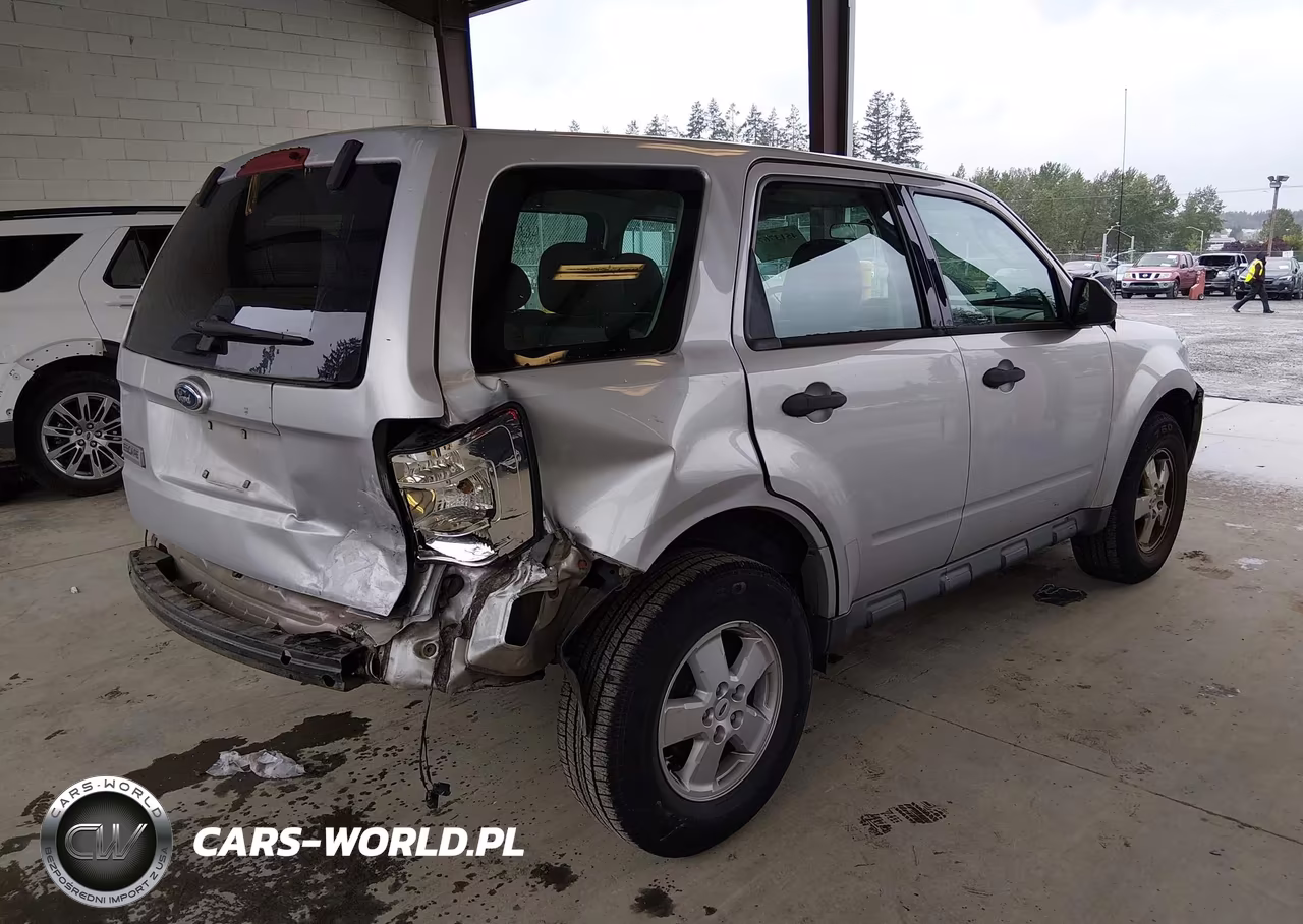 2009 Ford Escape Xls-Xls Manual VIN:1FMCU02739KB86948 - 4