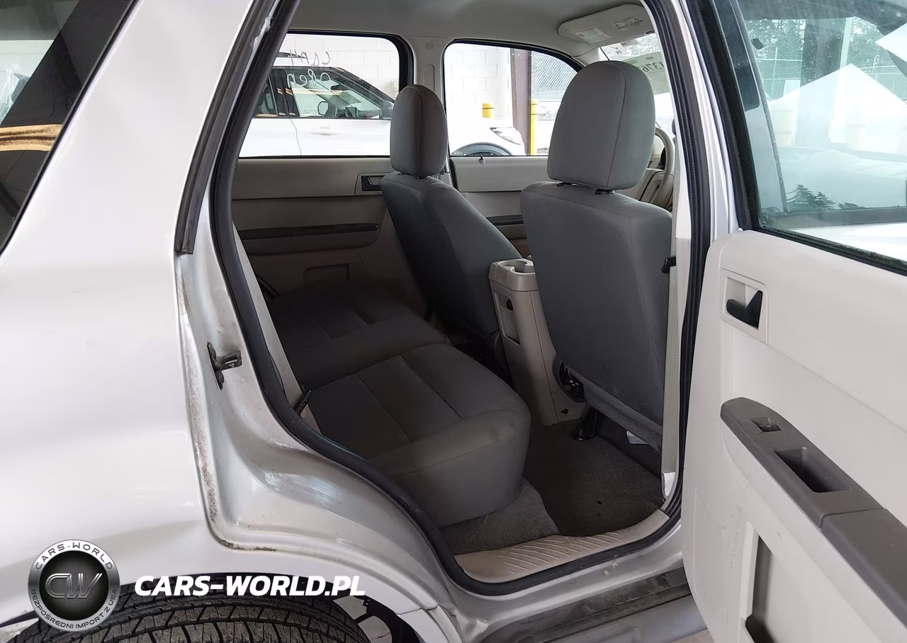 2009 Ford Escape Xls-Xls Manual VIN:1FMCU02739KB86948 - 8