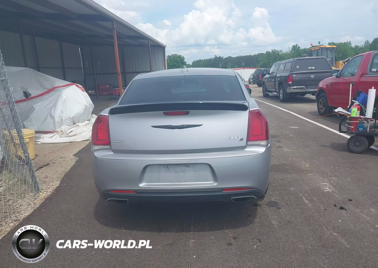 2018 Chrysler 300 300S Awd VIN:2C3CCAGG7JH141338 - 17