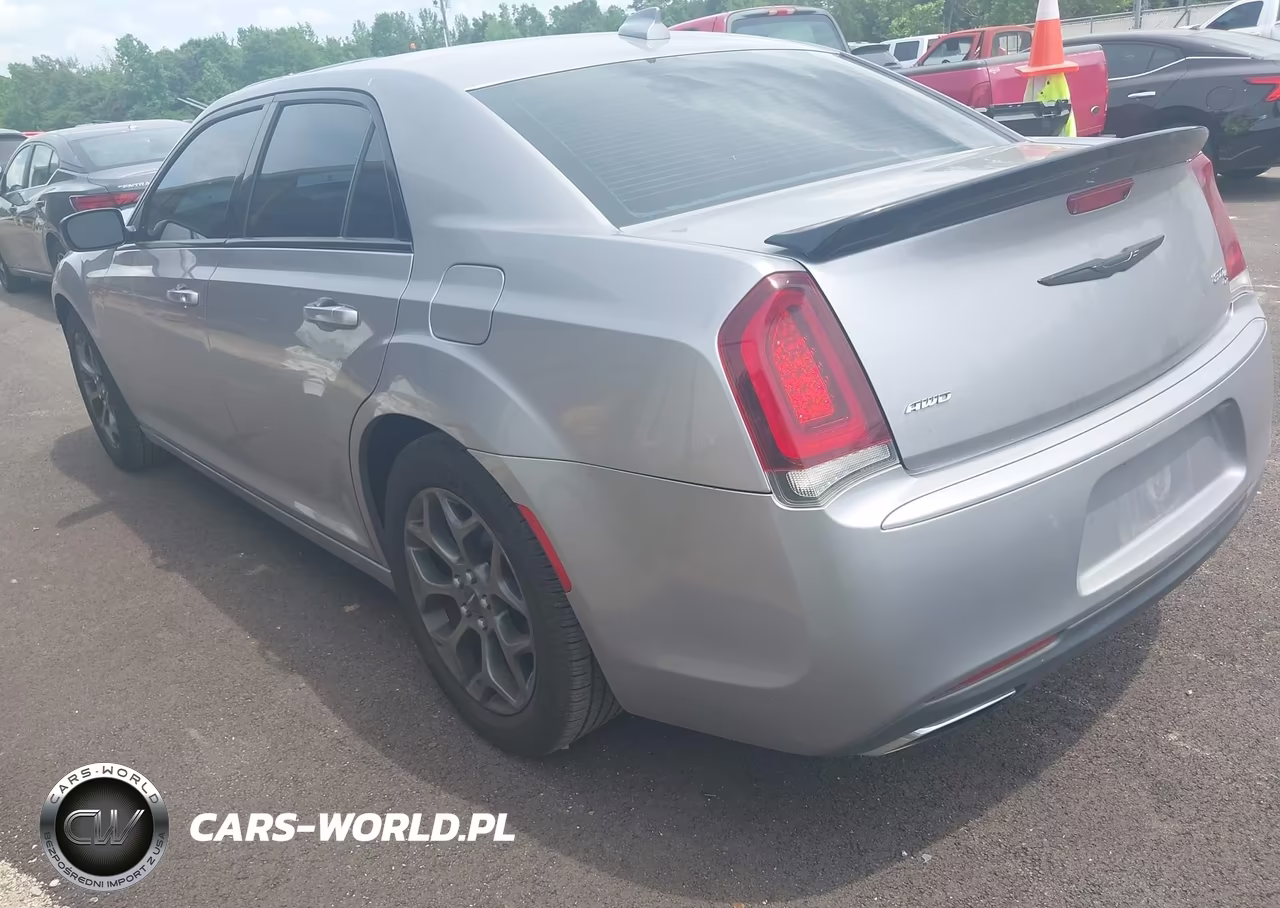2018 Chrysler 300 300S Awd VIN:2C3CCAGG7JH141338 - 3