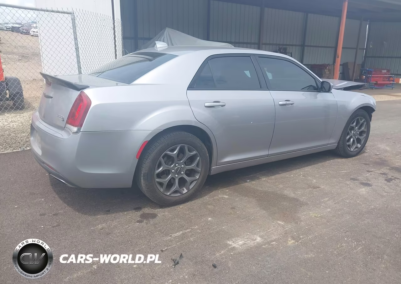 2018 Chrysler 300 300S Awd VIN:2C3CCAGG7JH141338 - 4