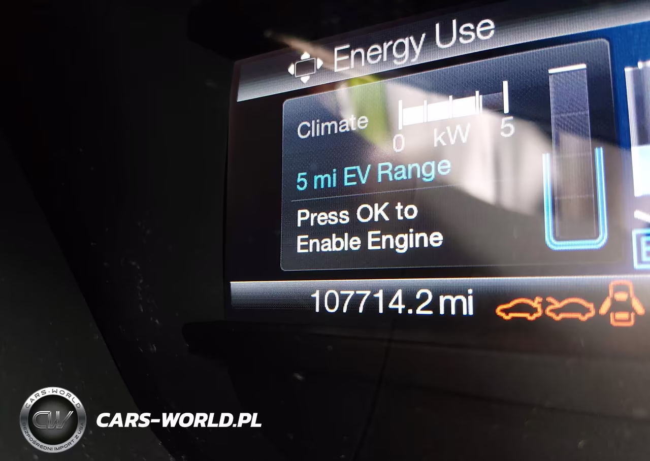 2016 Ford Fusion Energi Titanium VIN:3FA6P0SU1GR212833 - 15