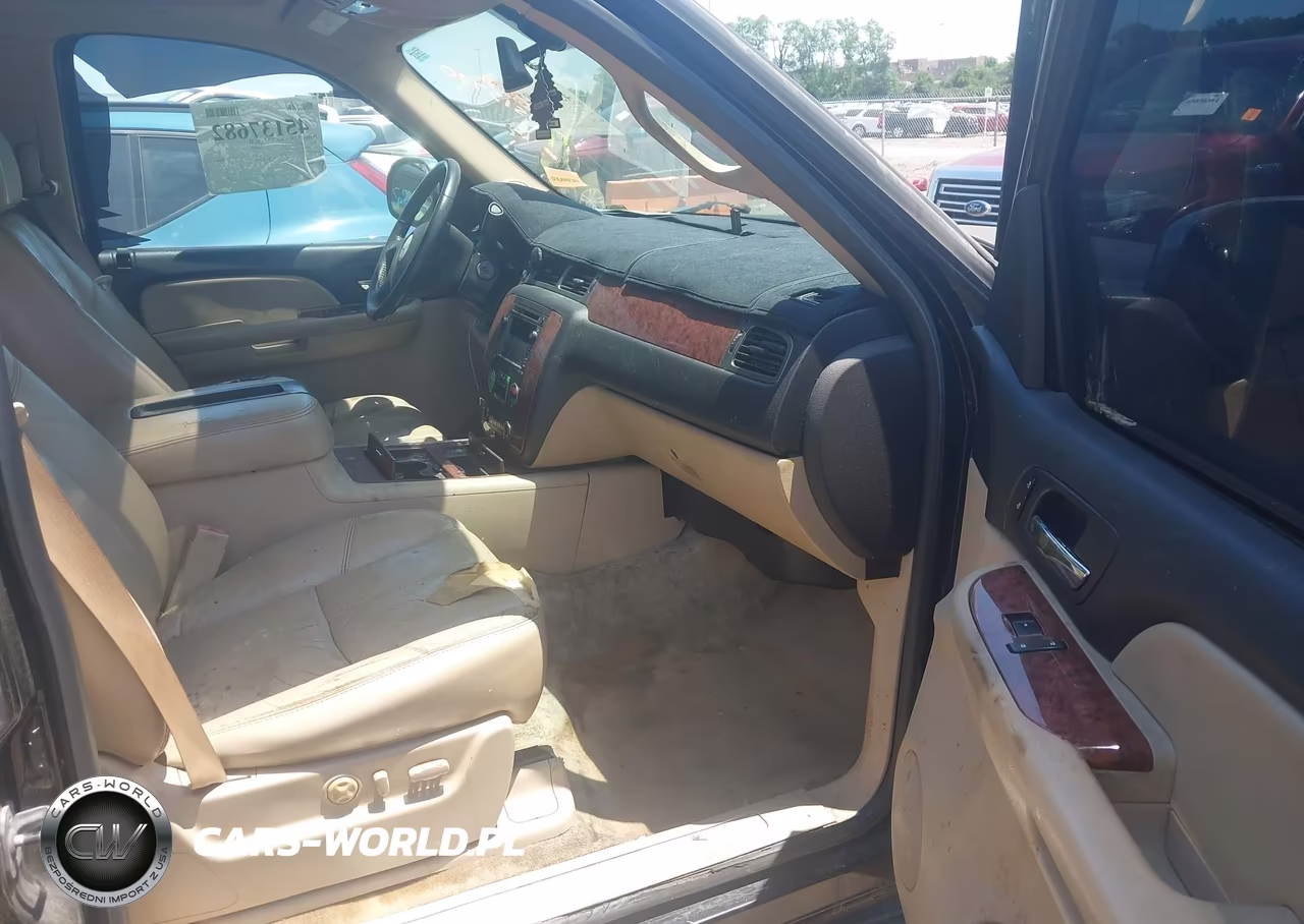2007 Chevrolet Tahoe Ltz VIN:1GNFK13007R310992 - 5