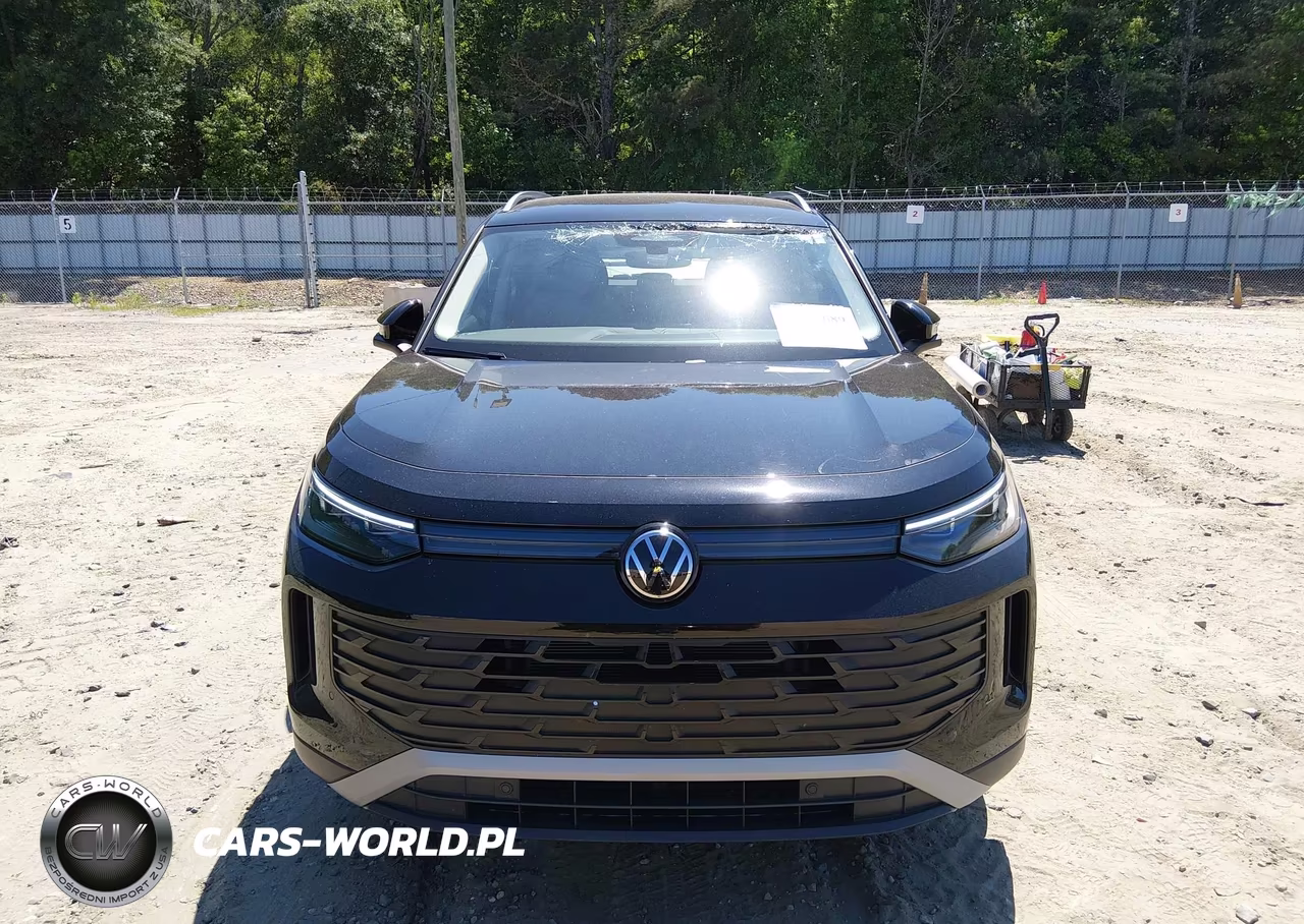 2025 Volkswagen Tiguan 2.0T S VIN:3VVCR7RM1SM036203 - 12