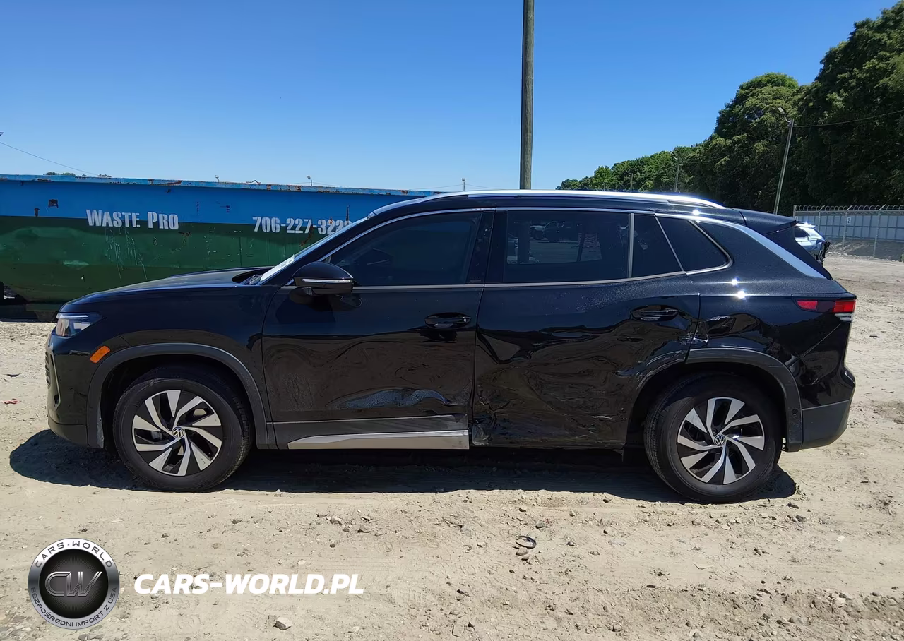 2025 Volkswagen Tiguan 2.0T S VIN:3VVCR7RM1SM036203 - 14