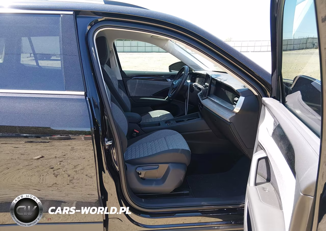 2025 Volkswagen Tiguan 2.0T S VIN:3VVCR7RM1SM036203 - 5