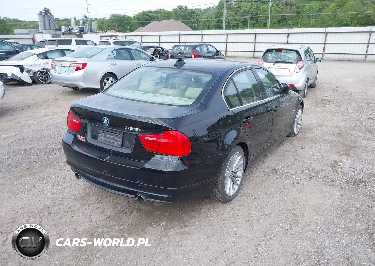 2009 BMW 335I xDrive VIN:WBAPL33599A404403 - 4