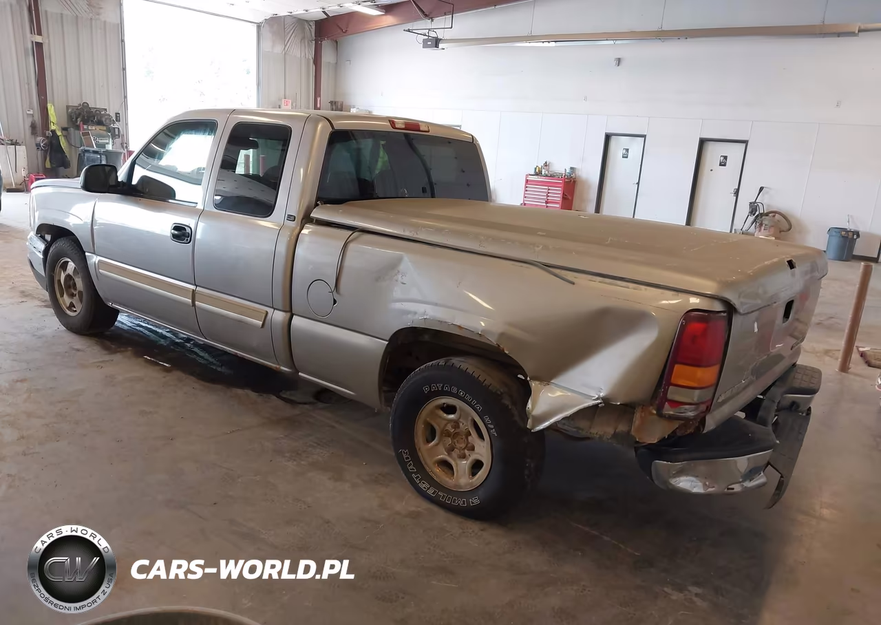 2003 Chevrolet Silverado 1500 Ls VIN:2GCEC19V631226425 - 3