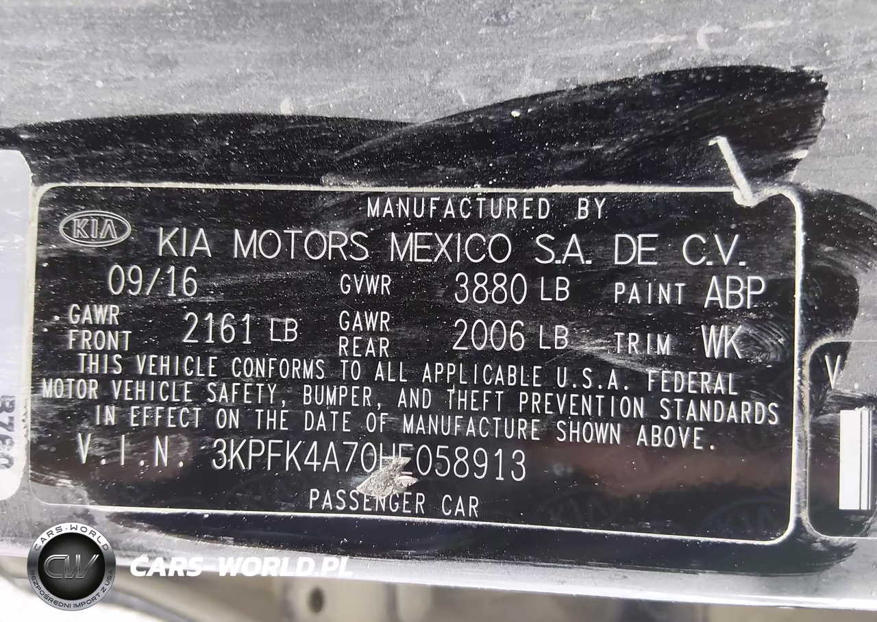 2017 Kia Forte Lx VIN:3KPFK4A70HE058913 - 9