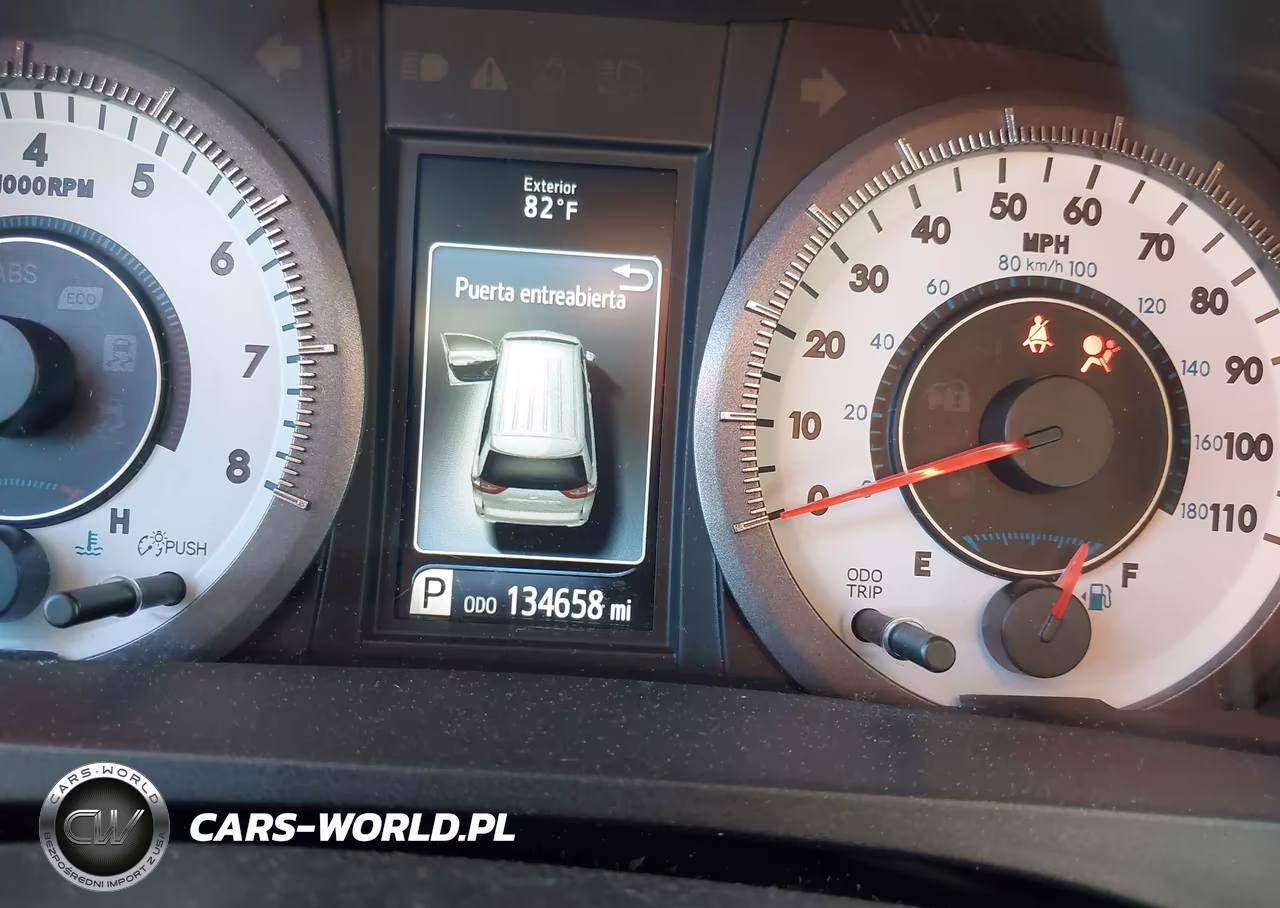 2015 Toyota Sienna Se 8 Passenger VIN:5TDXK3DC9FS583429 - 15