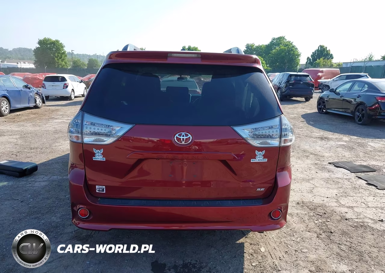 2015 Toyota Sienna Se 8 Passenger VIN:5TDXK3DC9FS583429 - 16