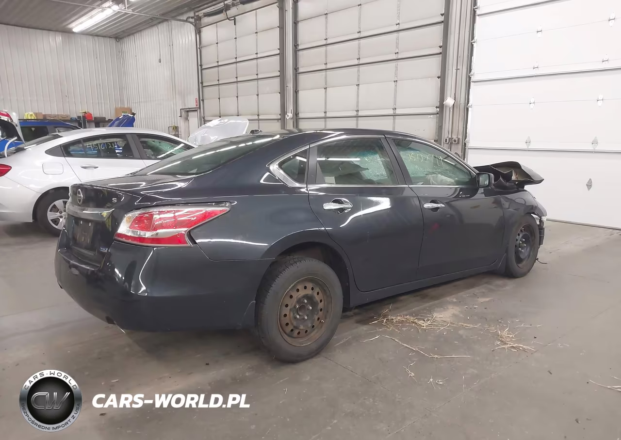 2014 Nissan Altima 2.5 S VIN:1N4AL3AP5EC413391 - 4