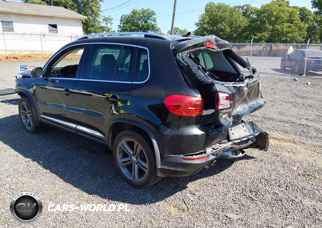 2017 Volkswagen Tiguan 2.0T Sport VIN:WVGTV7AX7HK007641 - 3