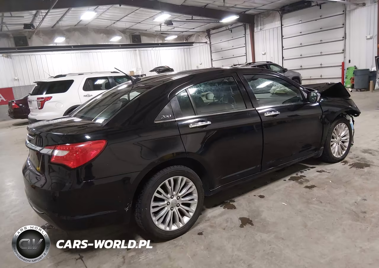 2011 Chrysler 200 Limited VIN:1C3BC2FB0BN616098 - 4