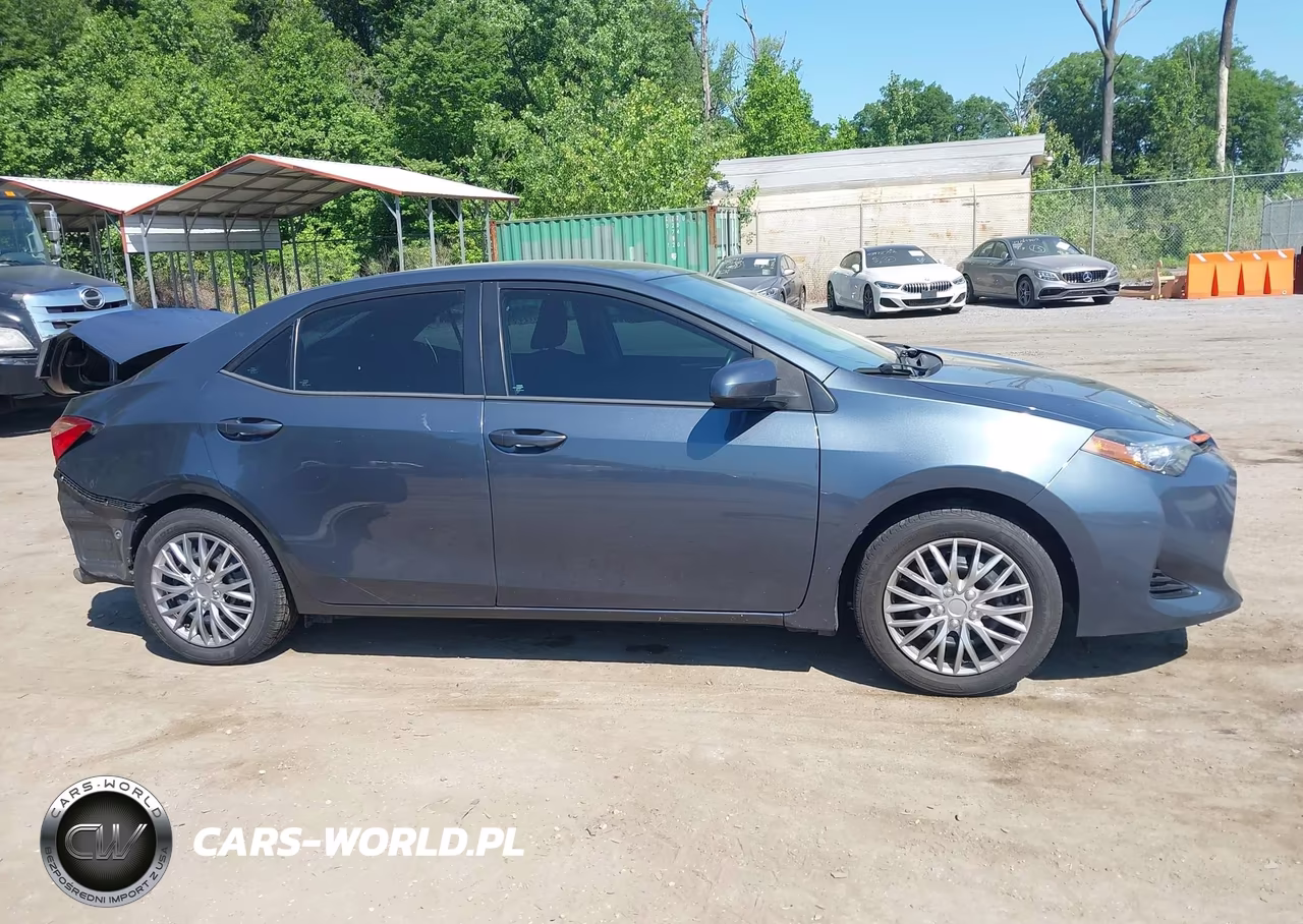 2017 Toyota Corolla Le VIN:2T1BURHE9HC796606 - 13