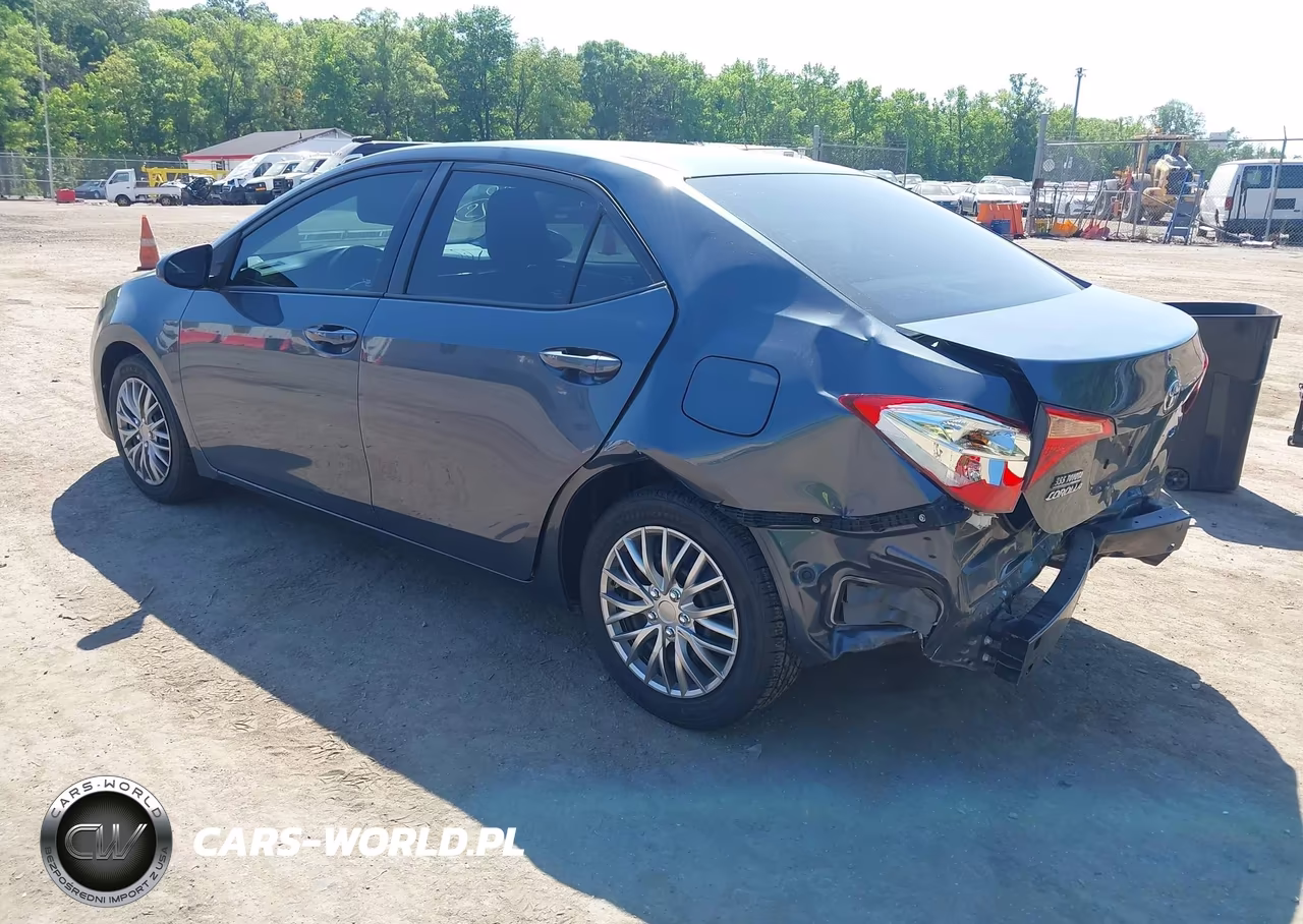 2017 Toyota Corolla Le VIN:2T1BURHE9HC796606 - 3