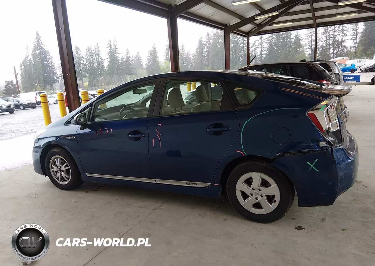 2011 Toyota Prius Two VIN:JTDKN3DU5B1360578 - 14