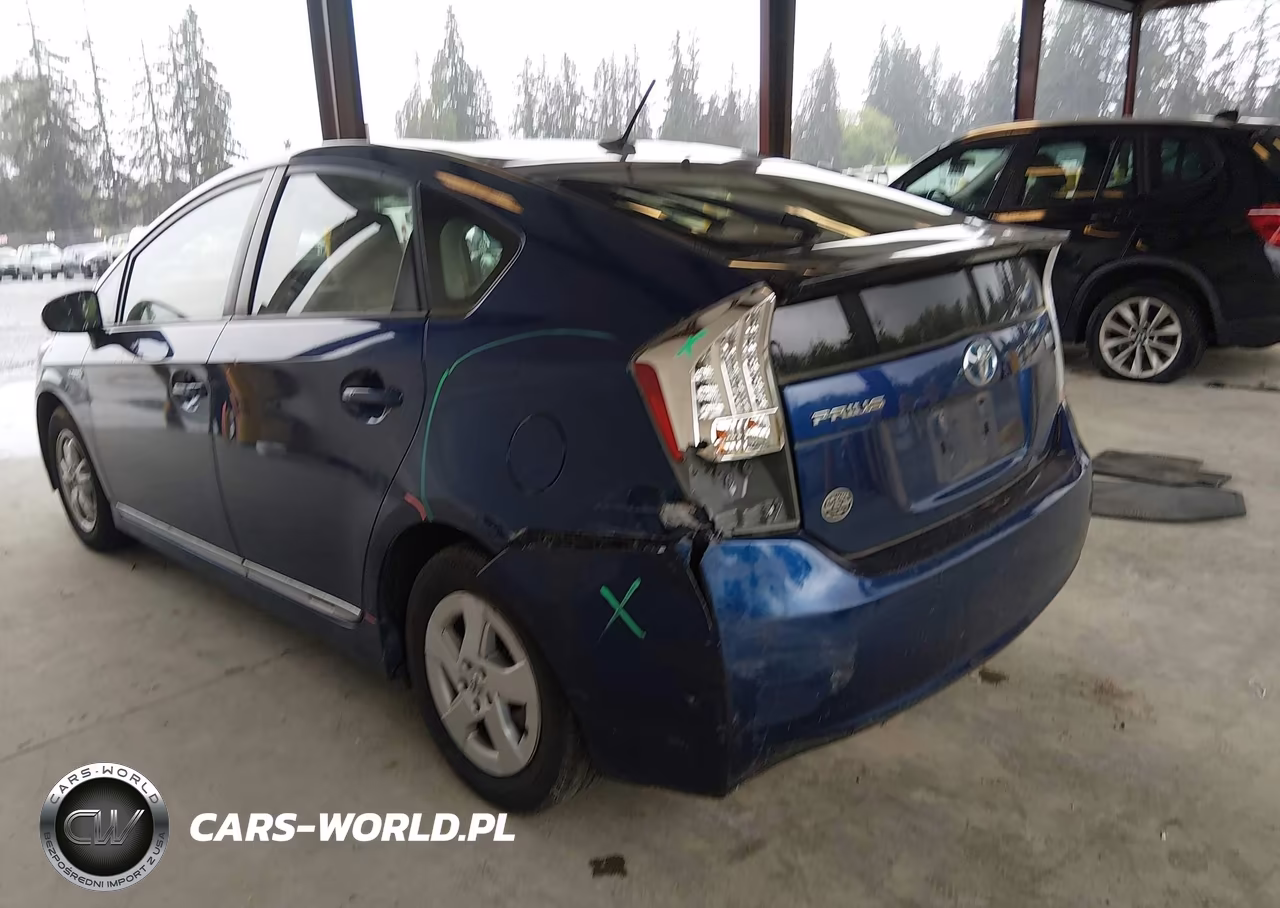 2011 Toyota Prius Two VIN:JTDKN3DU5B1360578 - 3