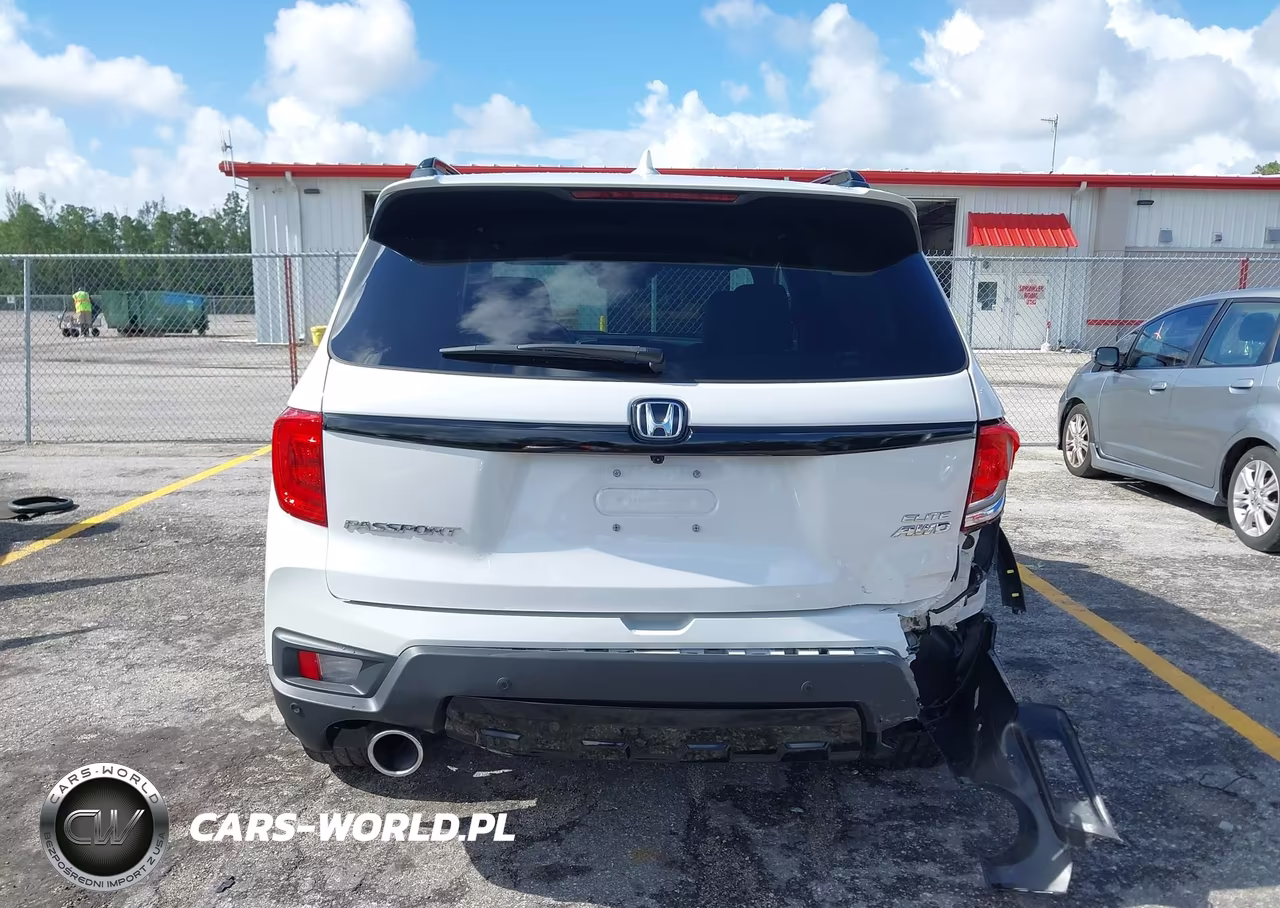 2023 Honda Passport Awd Elite VIN:5FNYF8H08PB023140 - 16