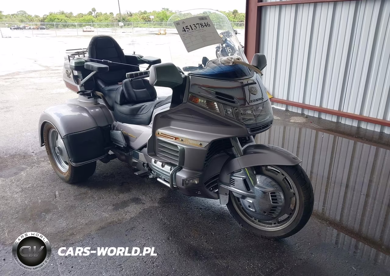 1999 Honda Gl1500 Se12