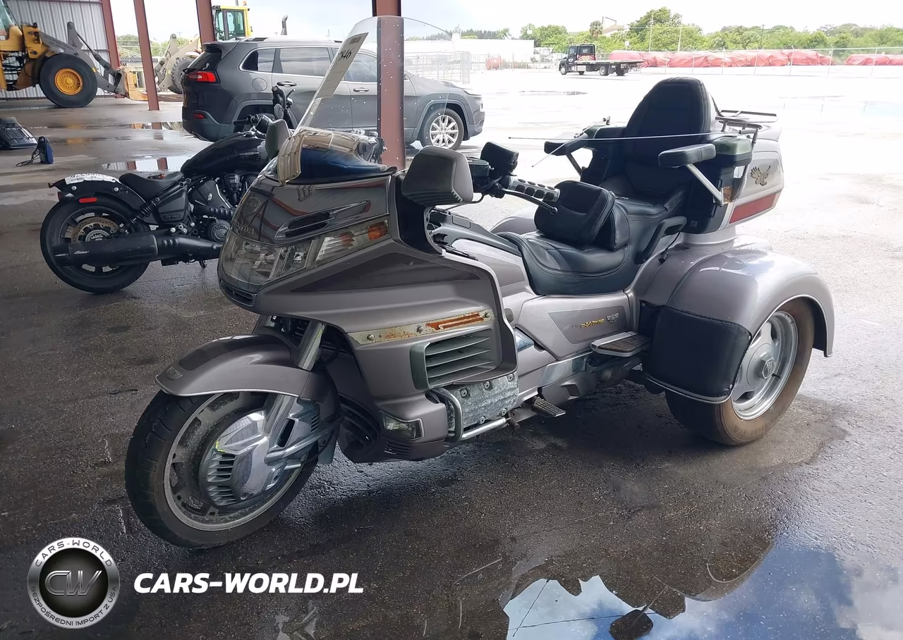 1999 Honda Gl1500 Se12 VIN:1HFSC2238XA102871 - 2