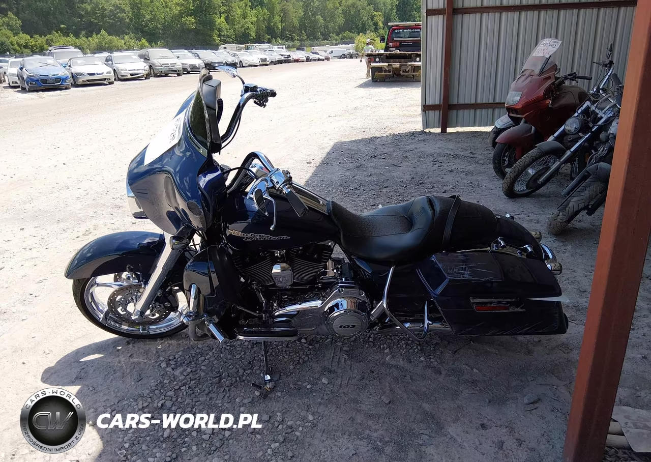 2012 Harley-Davidson Flhx Street Glide VIN:1HD1KBM14CB689741 - 12