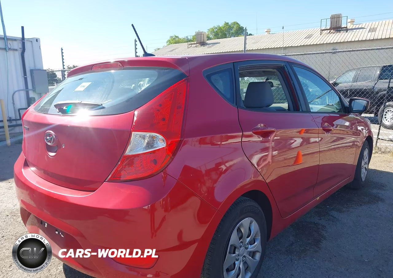 2017 Hyundai Accent Se VIN:KMHCT5AE6HU349756 - 4