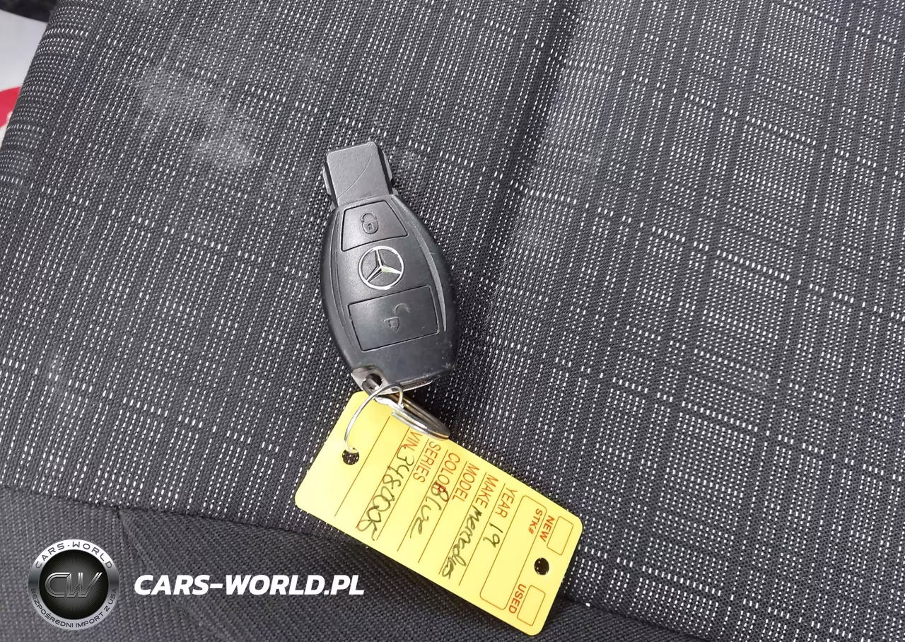 2018 Mercedes-Benz Metris VIN:WD3PG2EA0J3480025 - 11