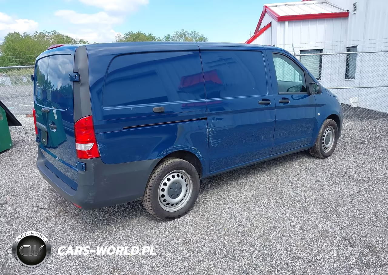 2018 Mercedes-Benz Metris VIN:WD3PG2EA0J3480025 - 4