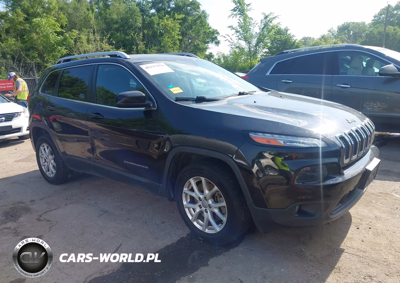 2015 Jeep Cherokee Latitude – zdjęcie 1 z 17