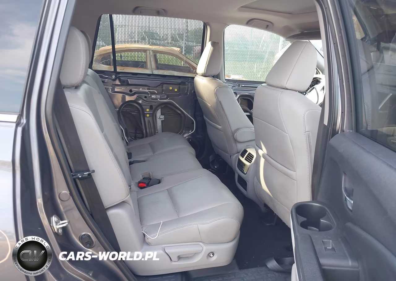 2018 Honda Pilot Ex-L VIN:5FNYF6H63JB037673 - 8